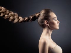 Depositphotos/yuriyzhuravov: Уход за волосами