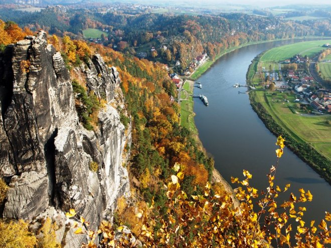 Красивые скалы в Германии