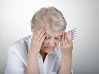 depositphotos.com/Deklofenak: у женщины болит голова