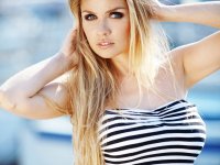 ru.depositphotos.com: красивая девушка со светлыми волосами
